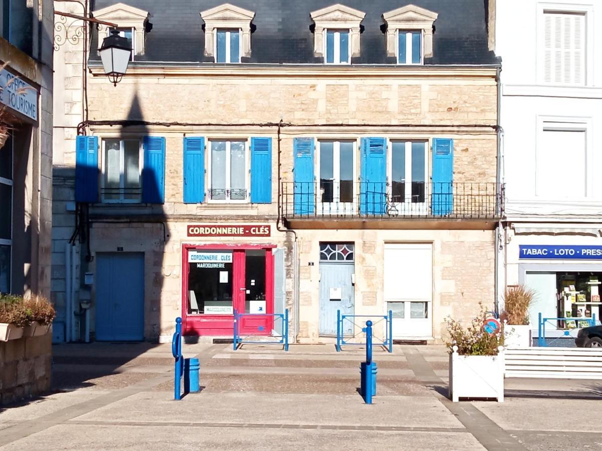 Appartement Centre Petite Ville Poitou Gençay Dış mekan fotoğraf